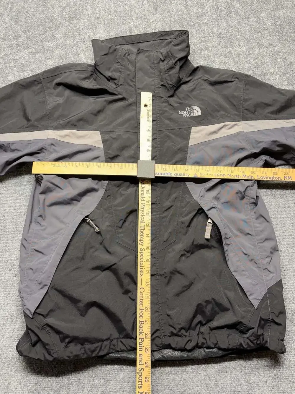 North Face Hyvent Men’s Jacket Medium Black Blue Ski Snowboard Winter Gorpcore